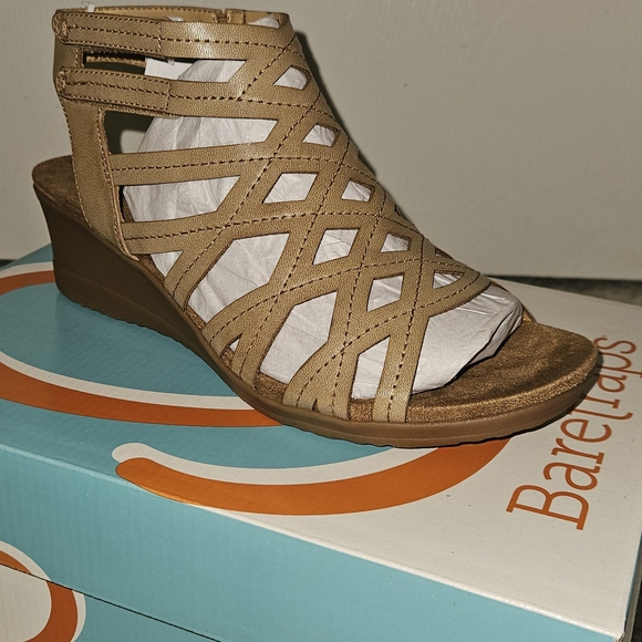 BareTraps Tan Strappy Wedge Sandals with Crisscross Cage - Picture 3 of 5